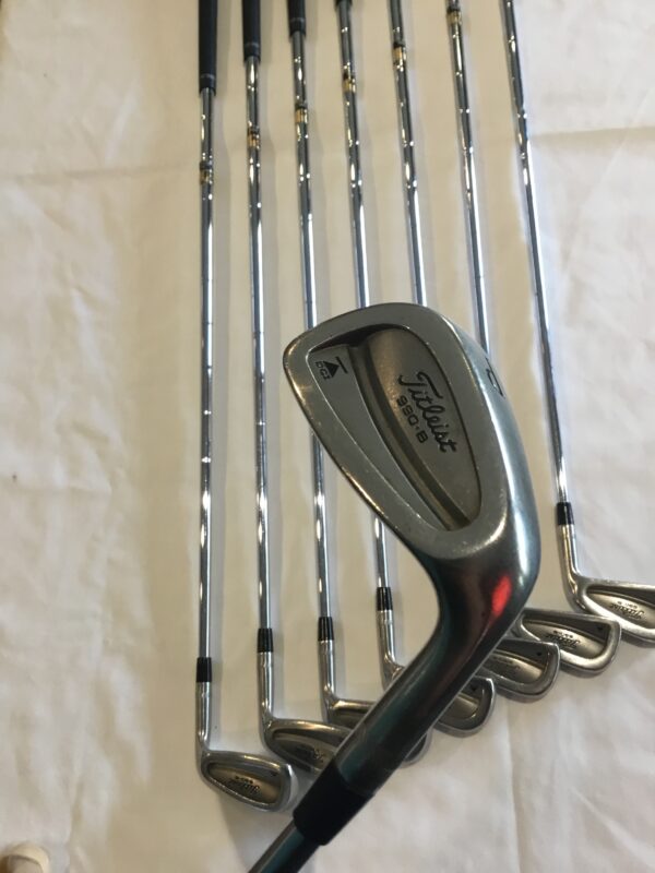 #29 Titleist 990.B Mens irons 3-PW - Image 3