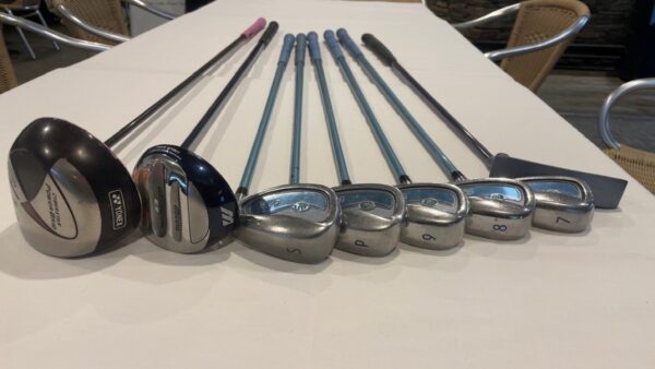 Wilson Ladies 8 piece set - Image 2